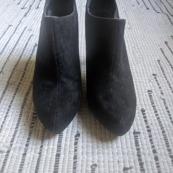 Mari A. Platform Heel - Picture 4 of 4